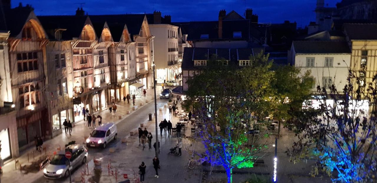 Au Coeur De Ville Troyes Kültér fotó