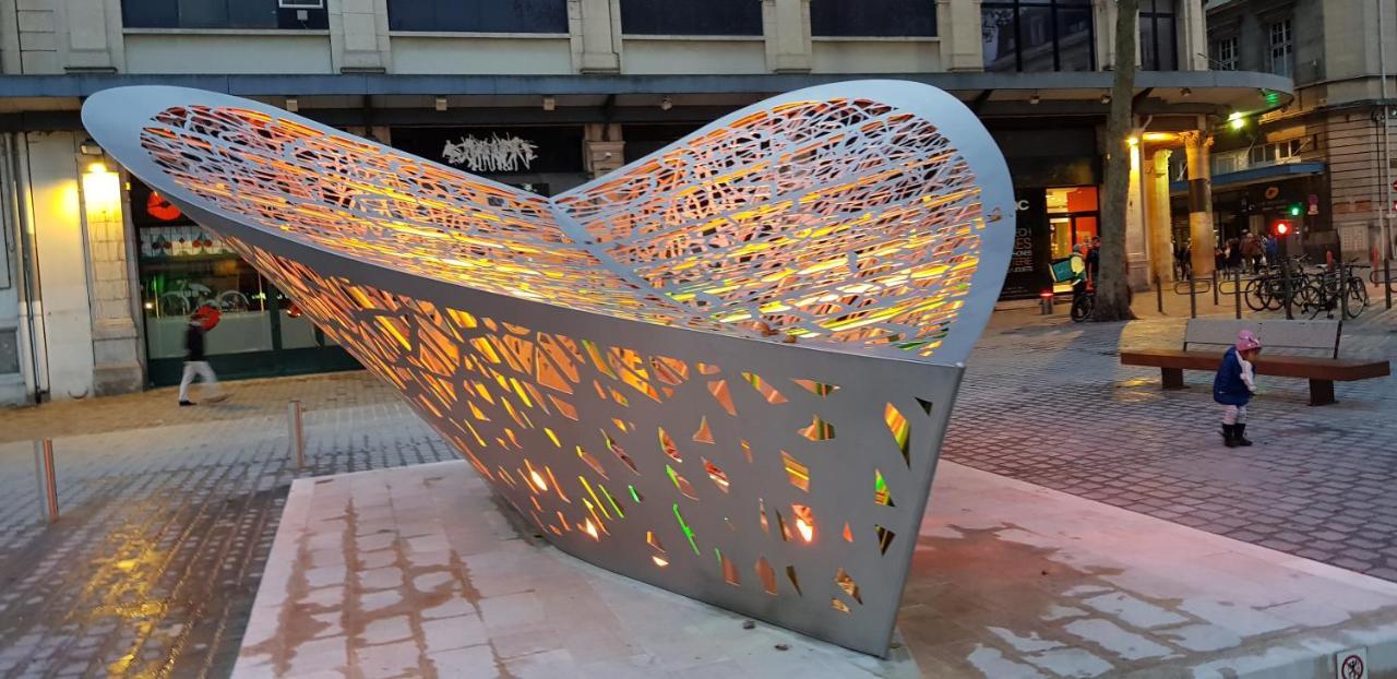 Au Coeur De Ville Troyes Kültér fotó