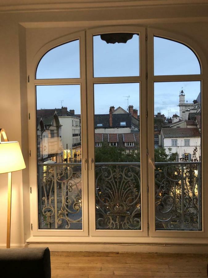 Au Coeur De Ville Troyes Kültér fotó