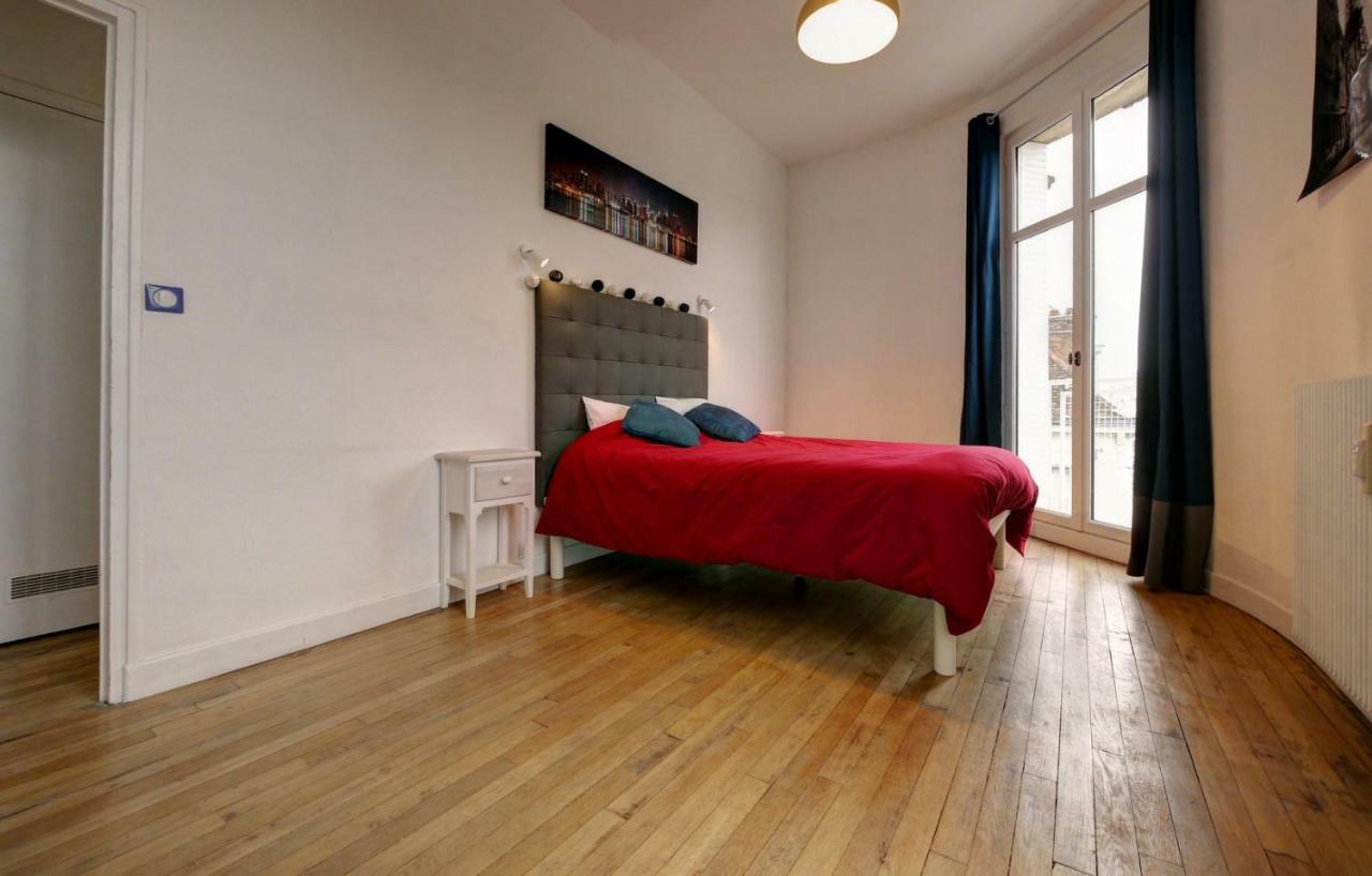Au Coeur De Ville Troyes Kültér fotó
